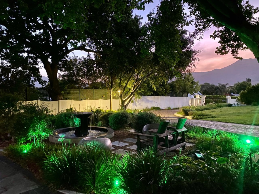 5 Bedroom Property for Sale in Constantia Western Cape